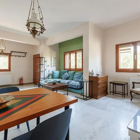 公寓 Large Near Potamos 埃帕诺米