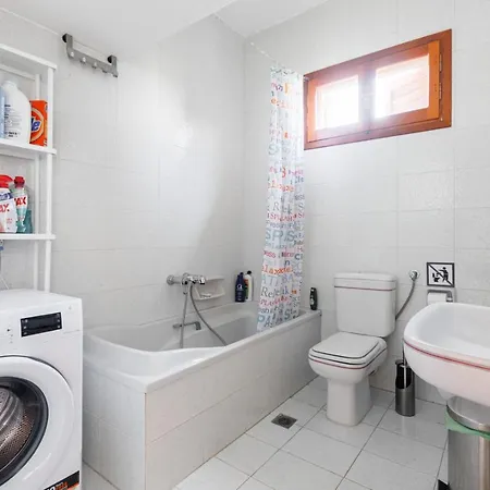 Large Near Potamos Apartment