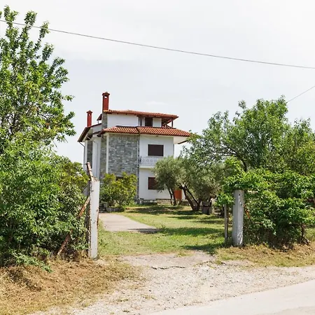 Apartment Large Near Potamos Epanomi